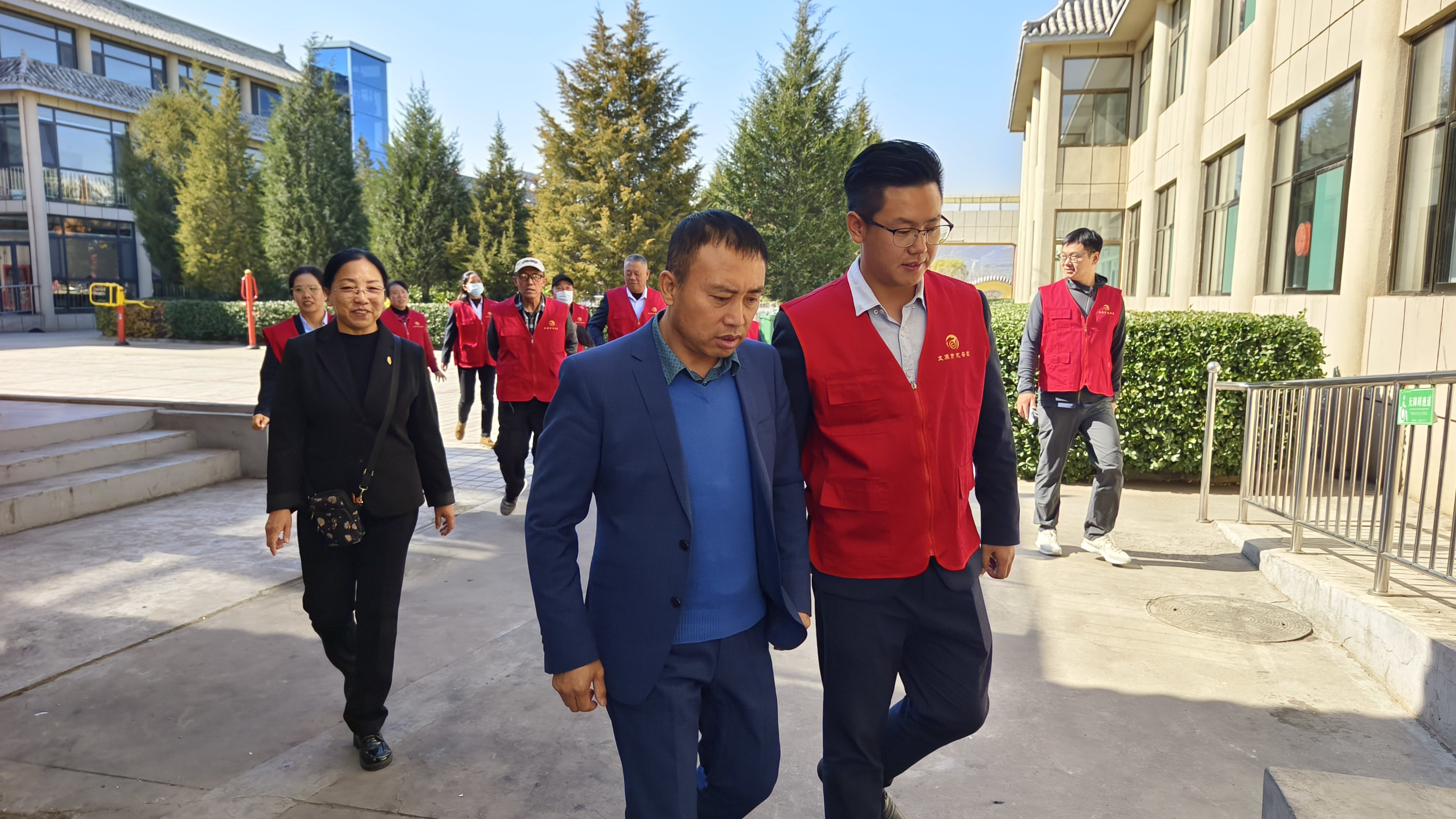 佳节又重阳，itb8888通博送温暖