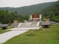 石上年龄|与往圣先贤对话，同永恒时光共舞